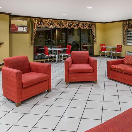 Hotel Baymont By Wyndham Lawton Extérieur photo
